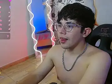 Stripchat Live Sex of AxelNoir_tay