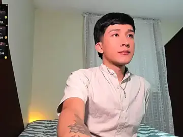 Stripchat Best live sex cam show of tom_Howard