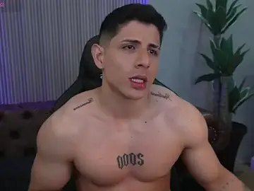 Stripchat Adult Webcam of Johan_Williams_07