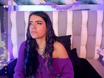 Stripchat Sex Cam of IsaDiiaz