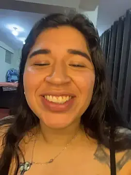 Stripchat Free Porn Cam of Minico25