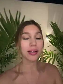 Stripchat Best Webcam of Nikii__