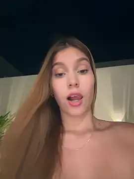 Stripchat Live Porn of Nikii__
