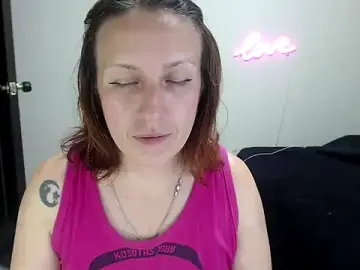 Stripchat Sex Cam of kittykalor09