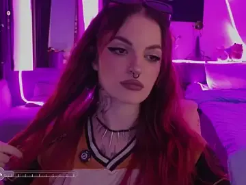 Stripchat Live Sex Cam of BratzieDarsie