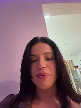Stripchat Live Sex Cam of Rafaellaz