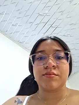 Stripchat Live Porn of -VICKKY