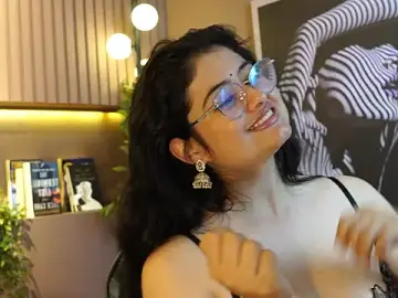 Stripchat Watch Live Sex Cams of Madison_Flame