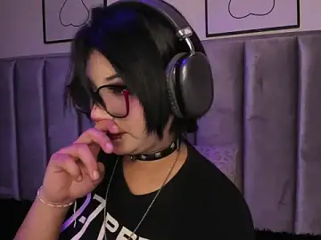 Stripchat Sex Chat of Kitty_Gang