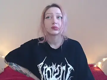Stripchat Adult Webcam of Emily_hardcore