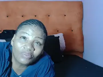 Stripchat Live Porn of tinagiant