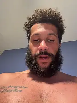 Stripchat Live Sex of HungStr8Lightskin