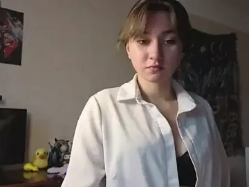 Stripchat Free Porn Cam of MiaLovelyOne