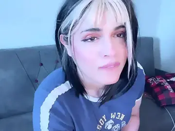 Stripchat Live Sex Cam of Thevelvet_tg