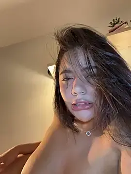 Stripchat Sex Cam of Aryrosee