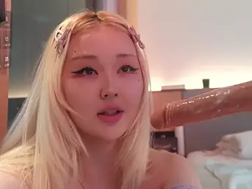 Stripchat Live Porn of hyun_chia