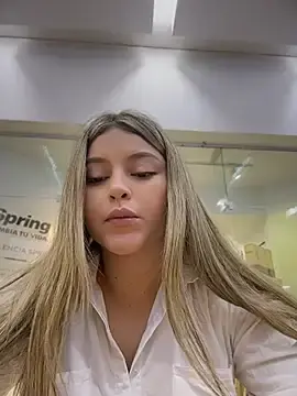Stripchat Private Sex Chat of lunablossom_