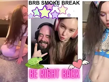 Stripchat Live Porn of manicpixiedreamfrog