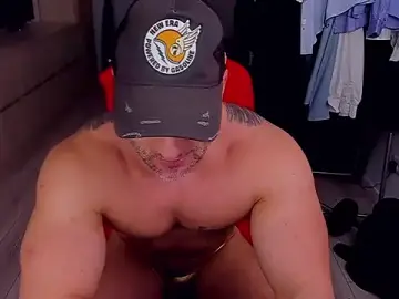 Stripchat Best live sex cam show of MarisMuscle