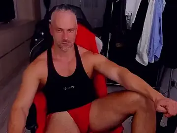 Stripchat Adult Webcam of MarisMuscle