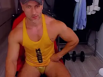Stripchat Best live sex cam show of MarisMuscle