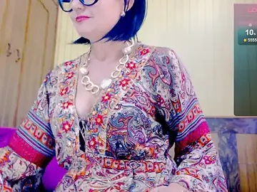 Stripchat Free Live Porn of FUN4TIPS