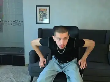 Stripchat Live Sex of KaydenDrew