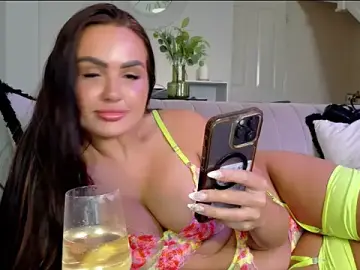 Stripchat Free Live Porn of RUBY_BROOKS