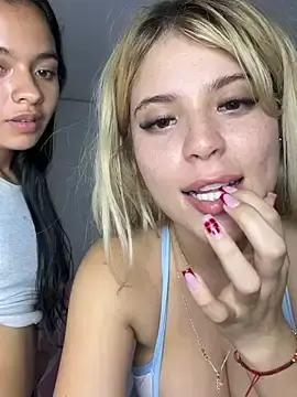 Stripchat Live Sex of _Alicee_1