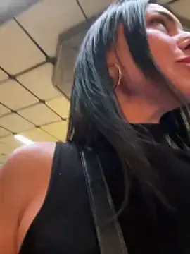 Stripchat Live Sex Cam of KimKelly13