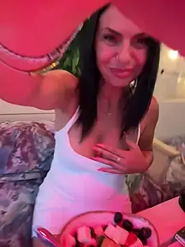 Stripchat Free Porn Cam of KimKelly13