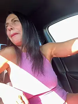 Stripchat Free Live Porn of KimKelly13