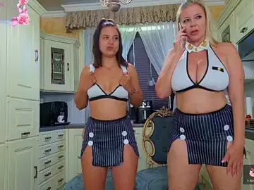 Stripchat Nude Webcam of TUNDEROSE1
