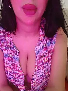 Stripchat Adult Webcam of Queen_sousou