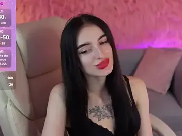 Stripchat Free Porn Cam of EmilyyMoon
