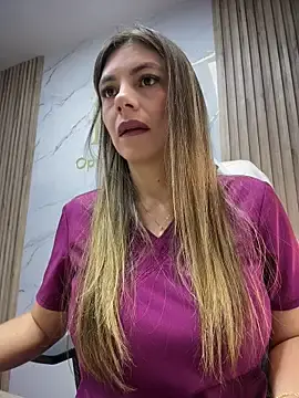 Stripchat Sex Cam of alicee16