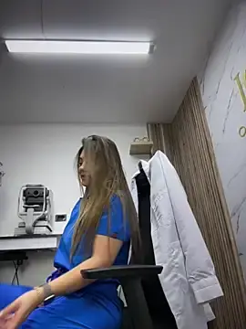 Stripchat Free Porn Cam of alicee16