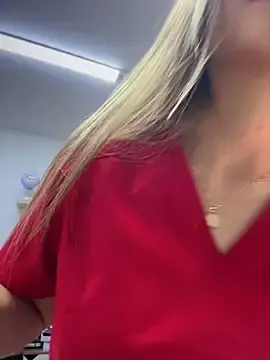 Stripchat Live Sex Cam of alicee16