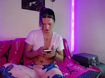 Stripchat Free Porn Cam of yuliana_19