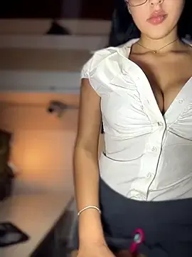 Stripchat Watch Live Sex Cams of I_AM_SOPHIE_