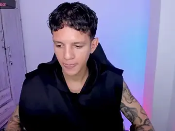 Stripchat Sex Cam of tylernova
