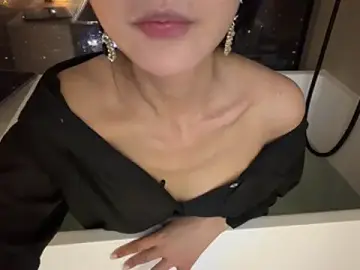 Stripchat Watch Live Sex Cams of 2Zoe