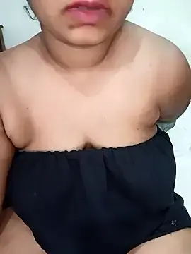 Stripchat Free Live Porn of Reesha_99