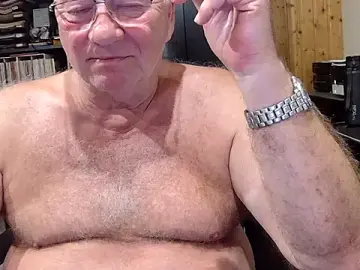 Stripchat Watch Live Sex Cams of biggandybig