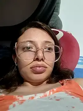 Stripchat Live Sex Cam of linda-schmidt