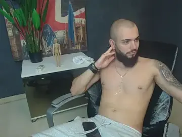 Stripchat Live Sex Cam of OscarWillss