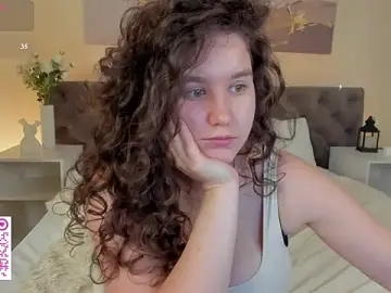 Stripchat Free Porn Cam of Ariella_Sol