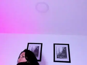 Stripchat Sex Cam of CatalinaSaanz