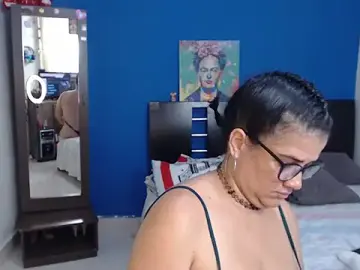 Stripchat Live Sex Cam of GlendaStarx