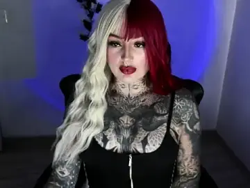 Stripchat Live Porn of Anaii_Gomez